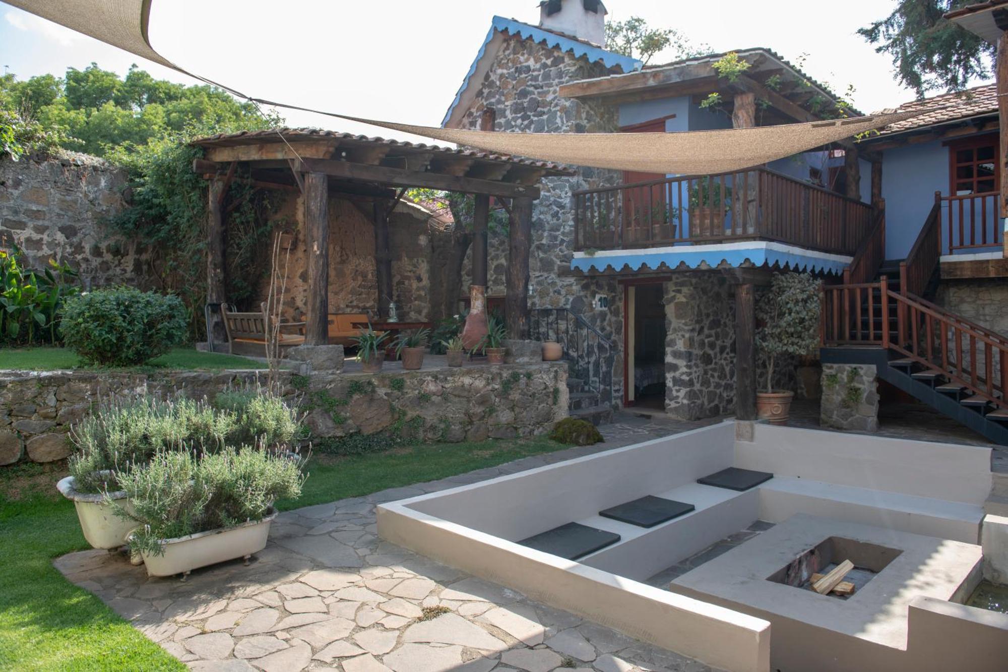 La Casa Azul Huasca & Restaurante La Terraza Hotel กูอัสกา เด โอกัมโป ภายนอก รูปภาพ