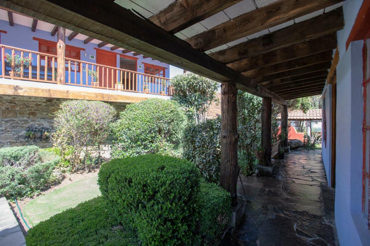La Casa Azul Huasca & Restaurante La Terraza Hotel กูอัสกา เด โอกัมโป ภายนอก รูปภาพ