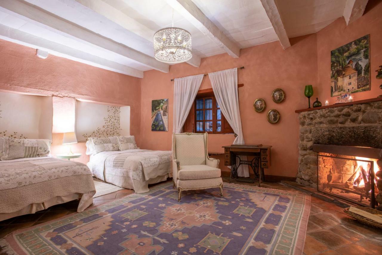 La Casa Azul Huasca & Restaurante La Terraza Hotel กูอัสกา เด โอกัมโป ภายนอก รูปภาพ